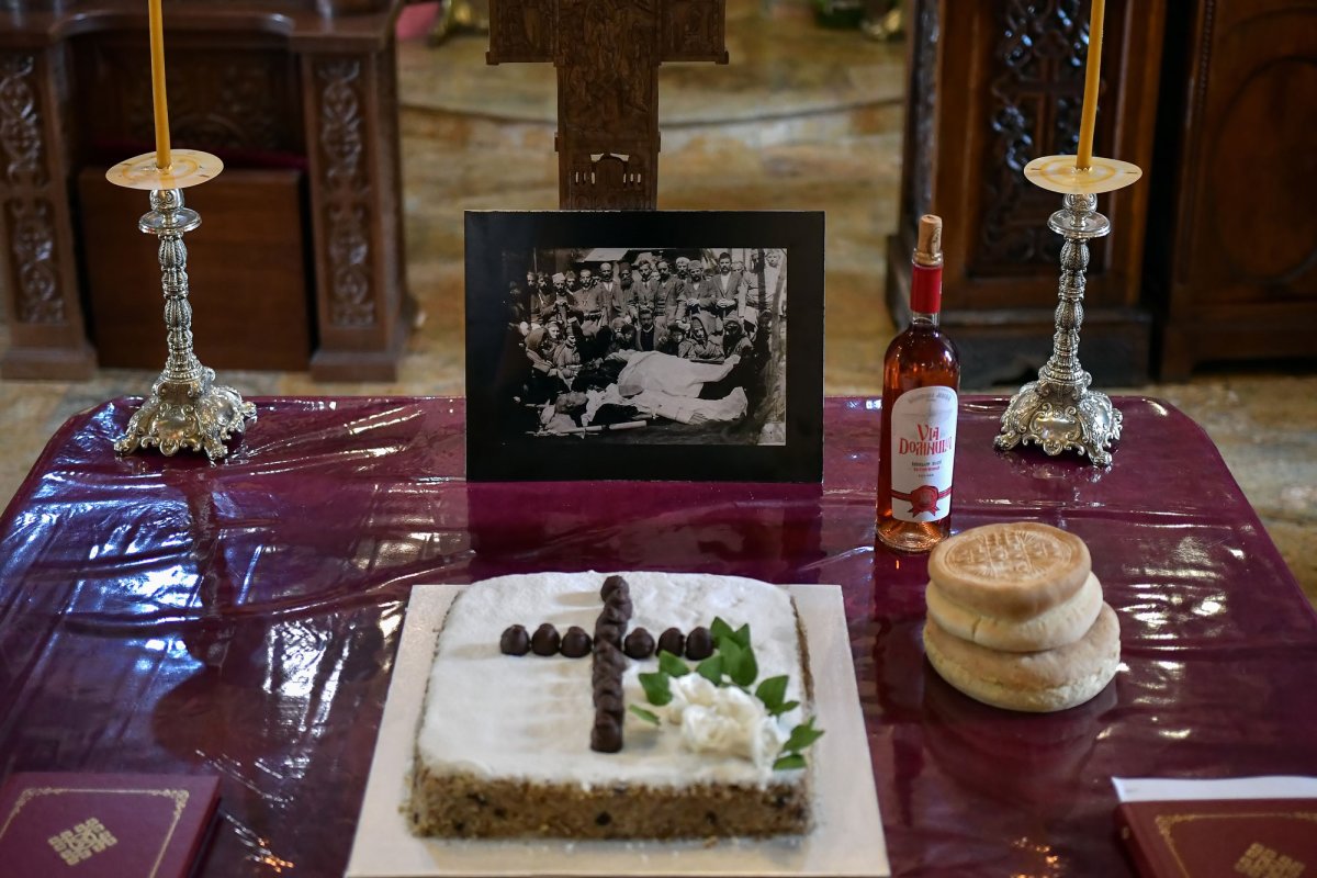 Slujbă de pomenire pentru martirii români din Balcani 113902