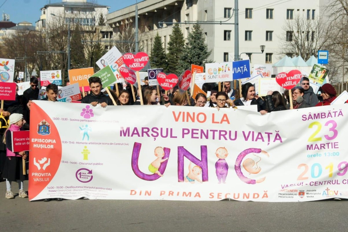 Evenimente dedicate vieţii din două eparhii ale Moldovei 113825