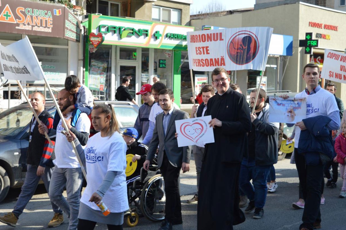 „Marșul pentru Viață”, la Alba Iulia și Reșița 113868
