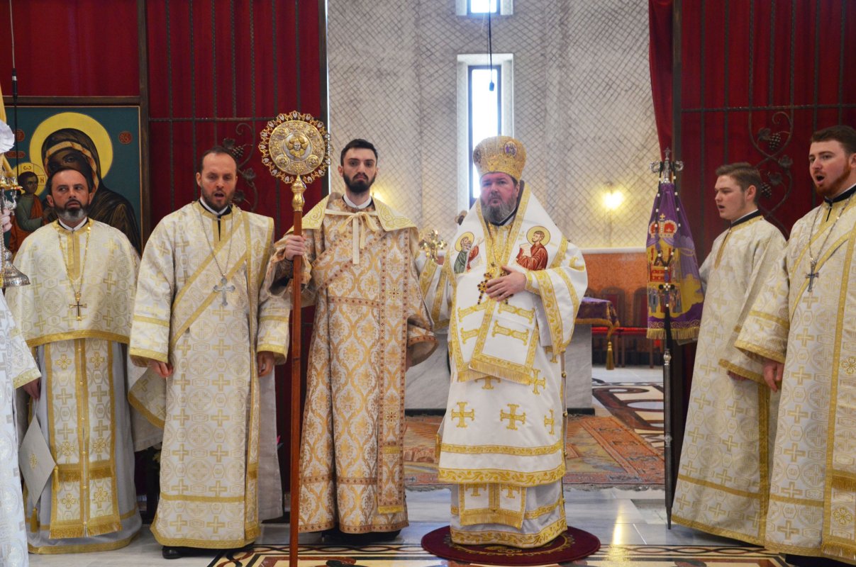 Slujiri arhiereși în Duminica a doua din Postul Sfintelor Paști 113863