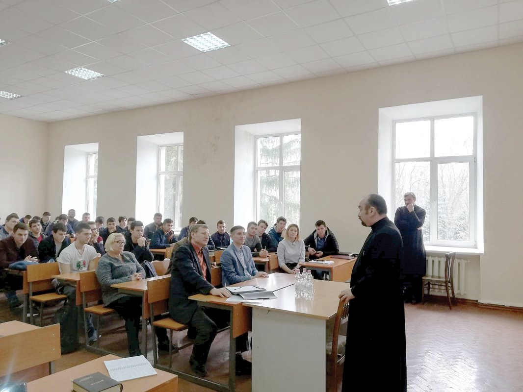 Conferinţă duhovnicească la Chişinău 113777