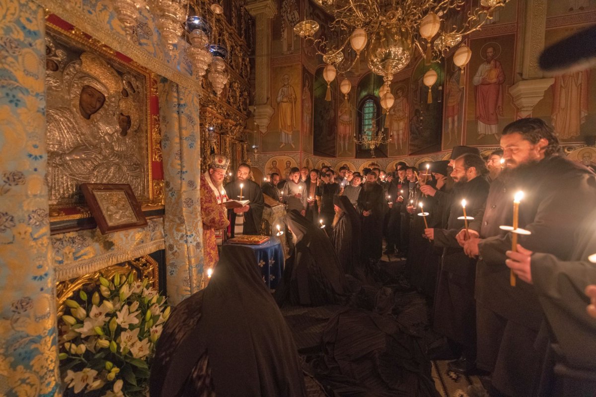 PS Sofian Braşoveanul a fost oaspetele Mănăstirii Putna pentru două zile 113747