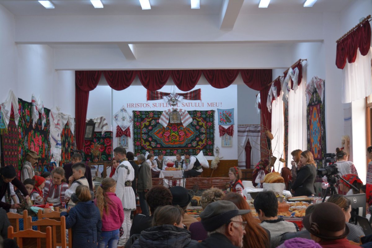 „Popas în satul de odinioară” în comuna Avrămeni 113657