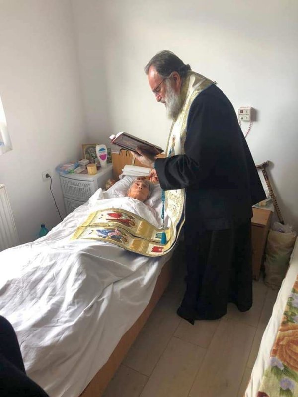 Un astfel de arhiereu se cuvenea să aveţi! 113570