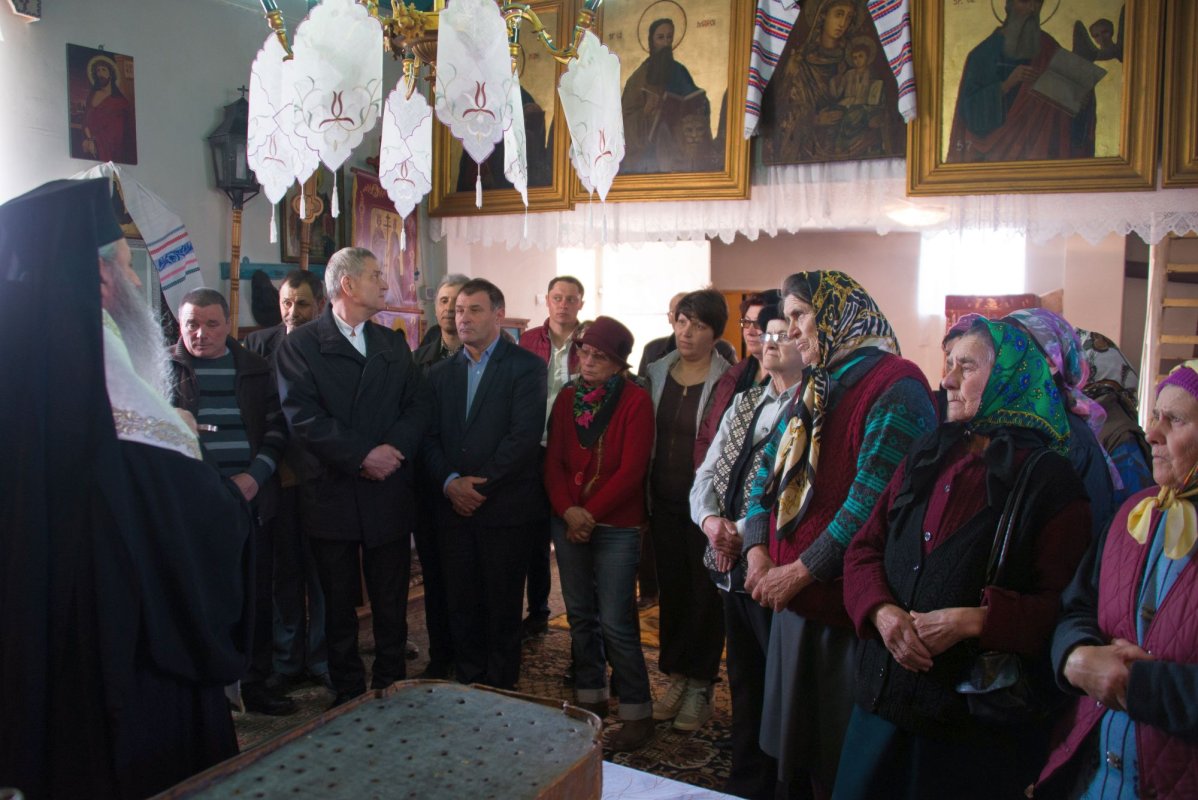 „Omul îşi răstigneşte inima când îi iartă pe vrăjmaşi” 113429