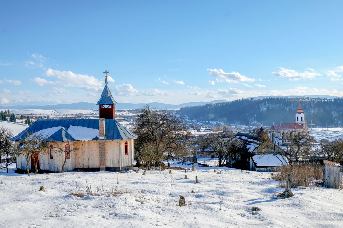Sărmaș, parohia ortodoxă ca „un călcâi de pâine” 113441