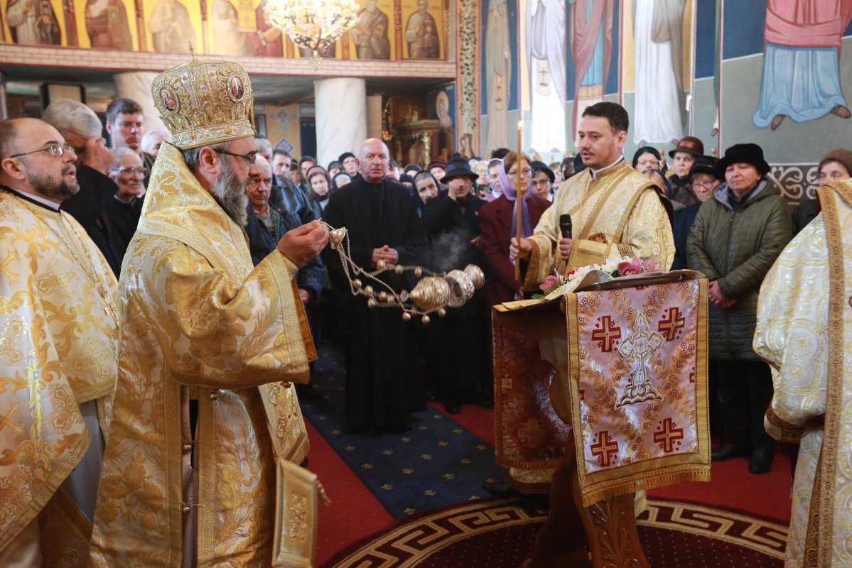 Duminica Sfintei Cruci în Muntenia și Dobrogea 113384