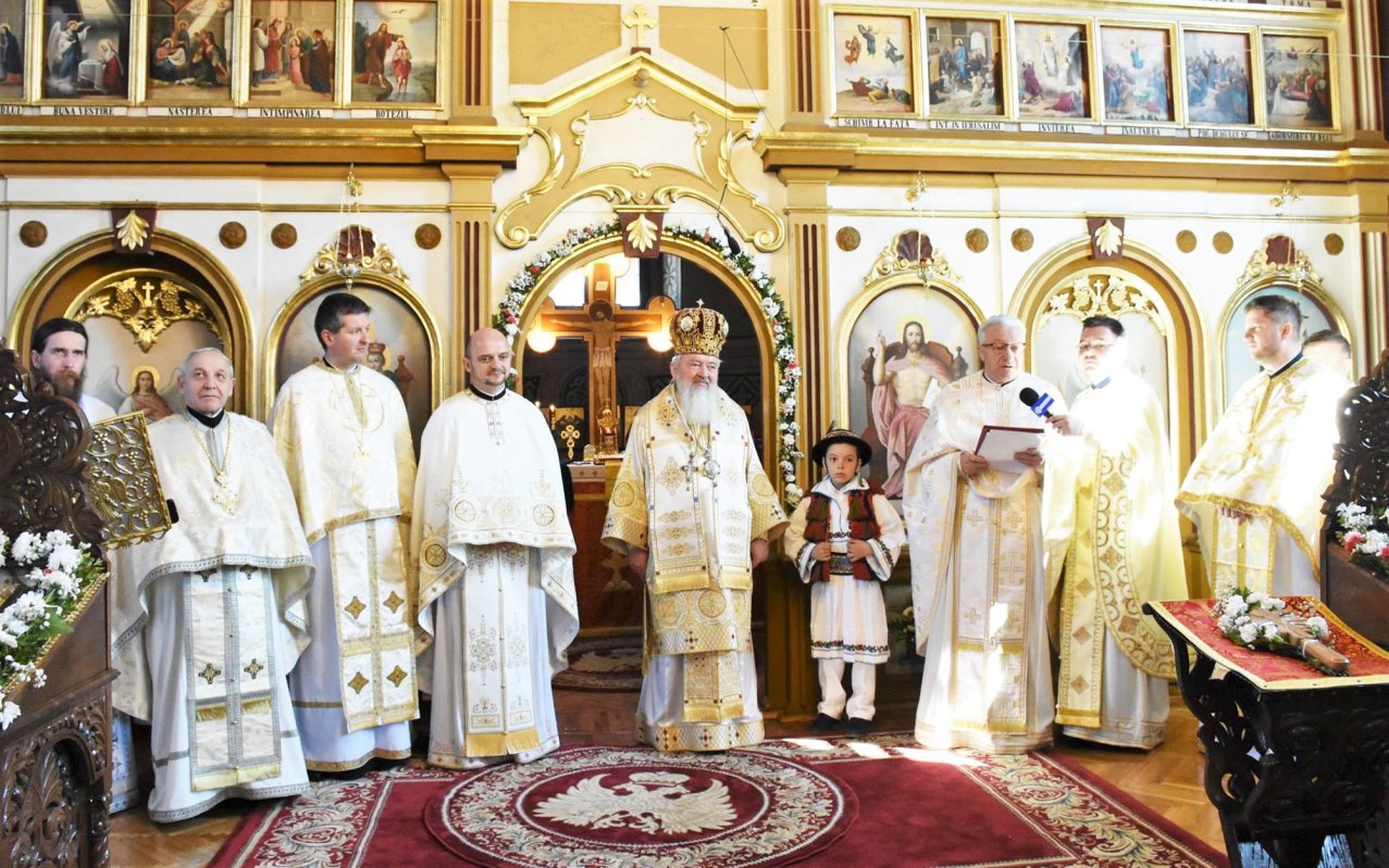 Slujiri arhierești în Duminica a treia din Postul Mare 113406