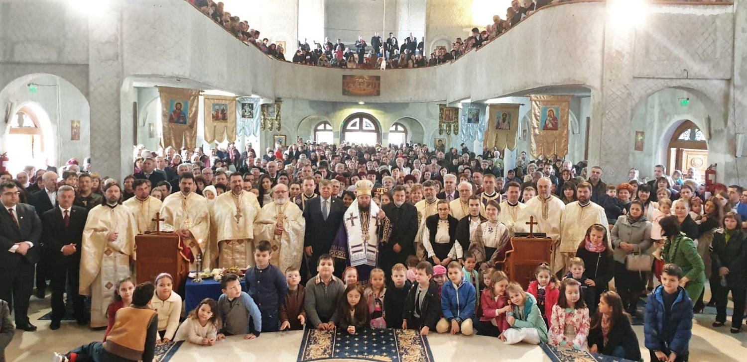 Slujiri arhierești în Duminica a treia din Postul Mare 113410