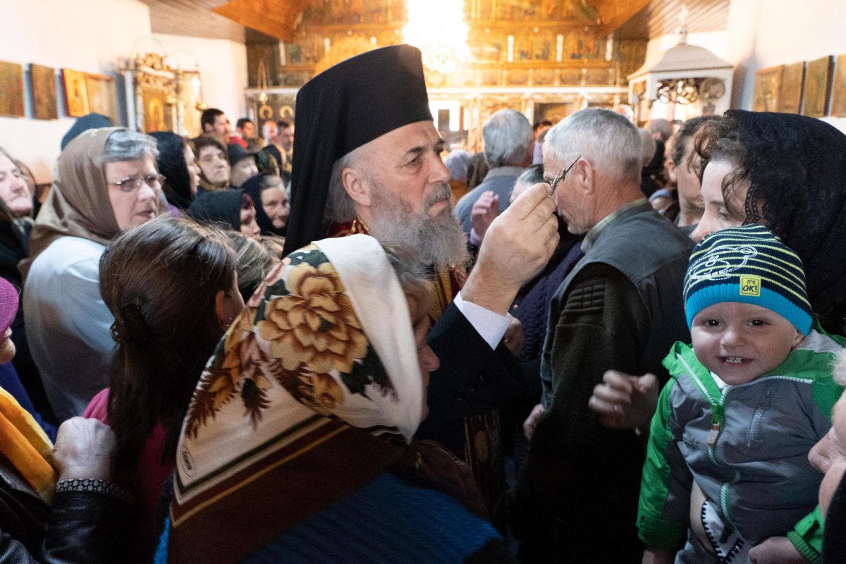 Acțiuni filantropice în satul gălățean Fundeanu 113060