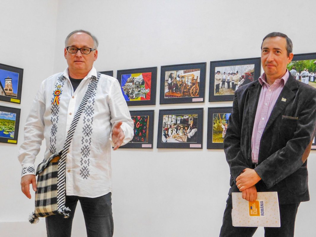 Activităţi cultural-artistice la Târgu Jiu 113126