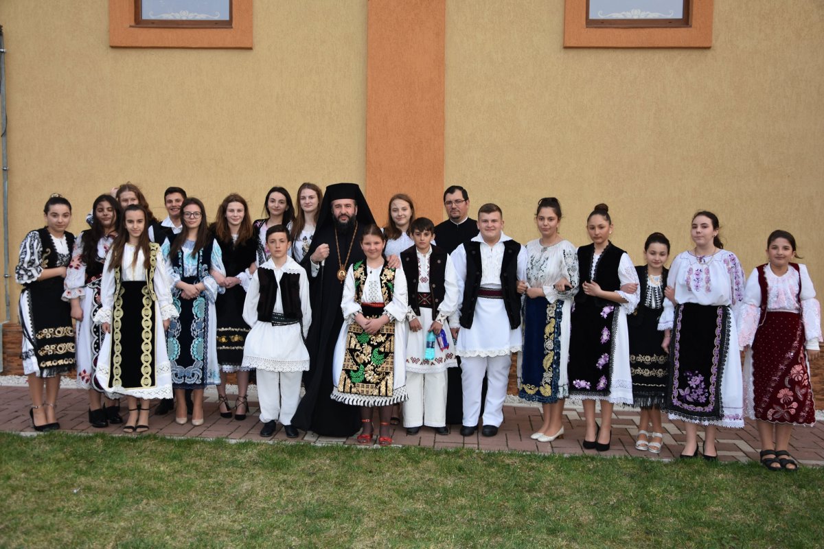 Liturghia darurilor înainte sfințite în satul Borlova, Episcopia Caransebeşului 113075
