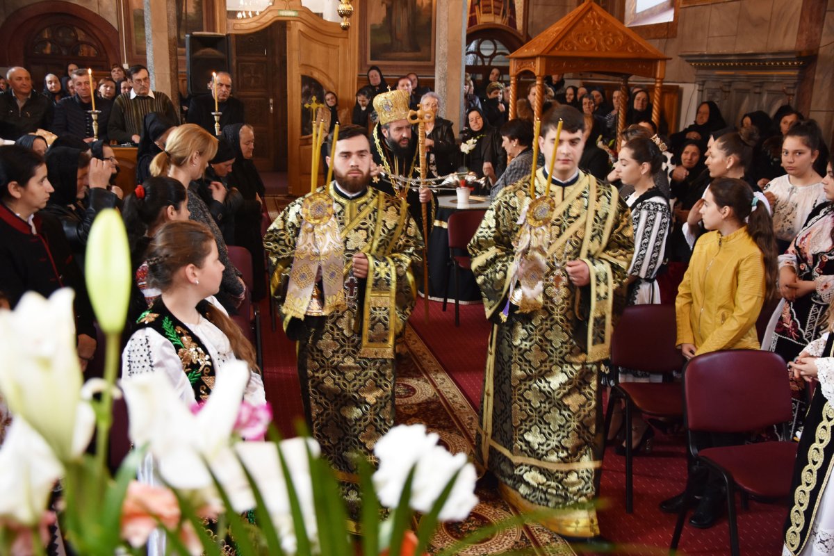 Liturghia darurilor înainte sfințite în satul Borlova, Episcopia Caransebeşului 113077
