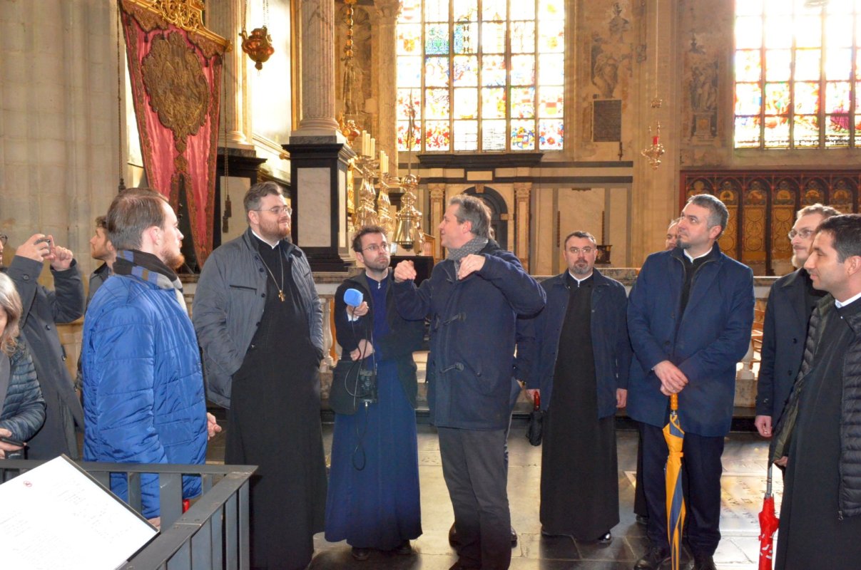 Cine zice Anvers spune artă flamandă și comerț 113104