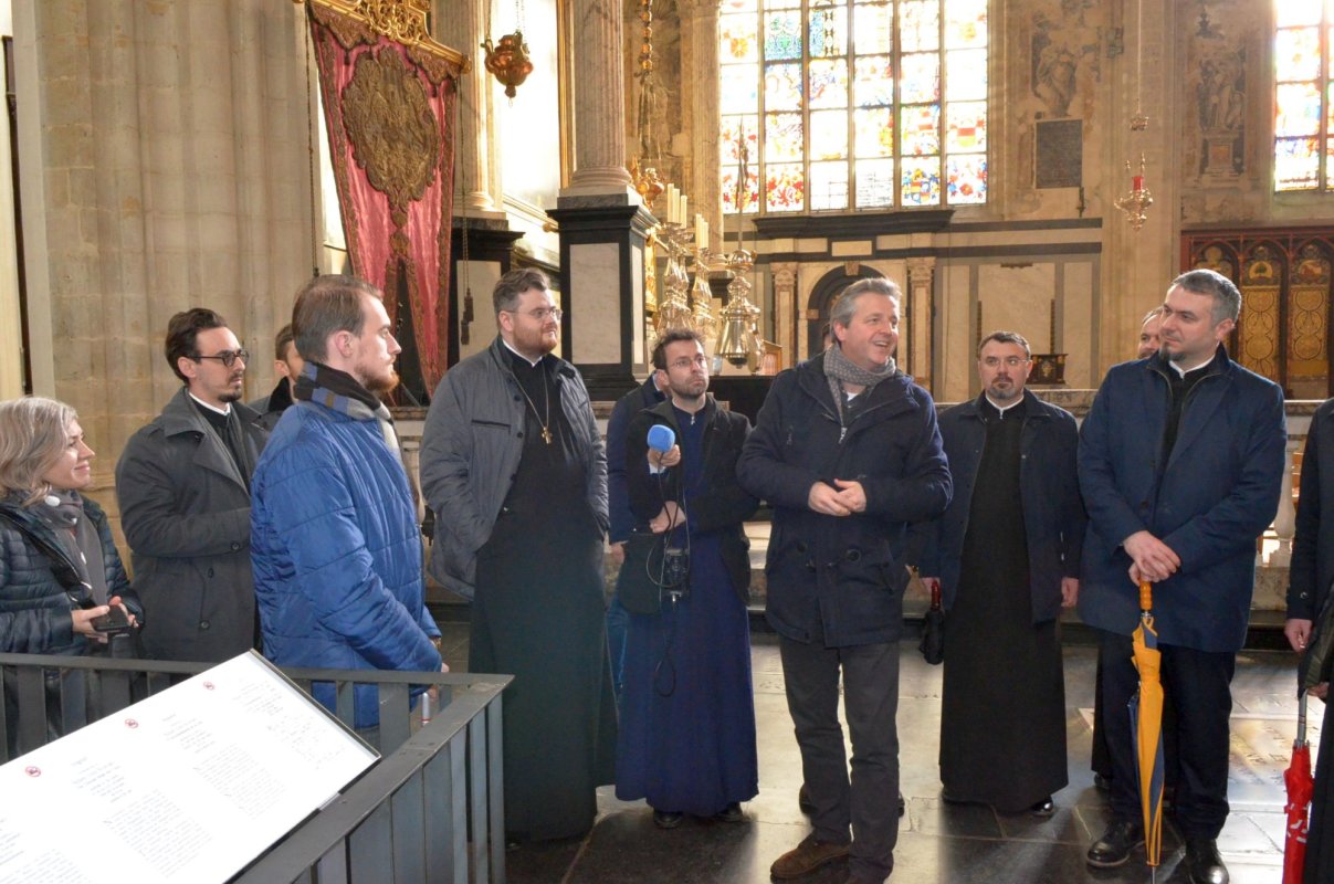 Cine zice Anvers spune artă flamandă și comerț 113105