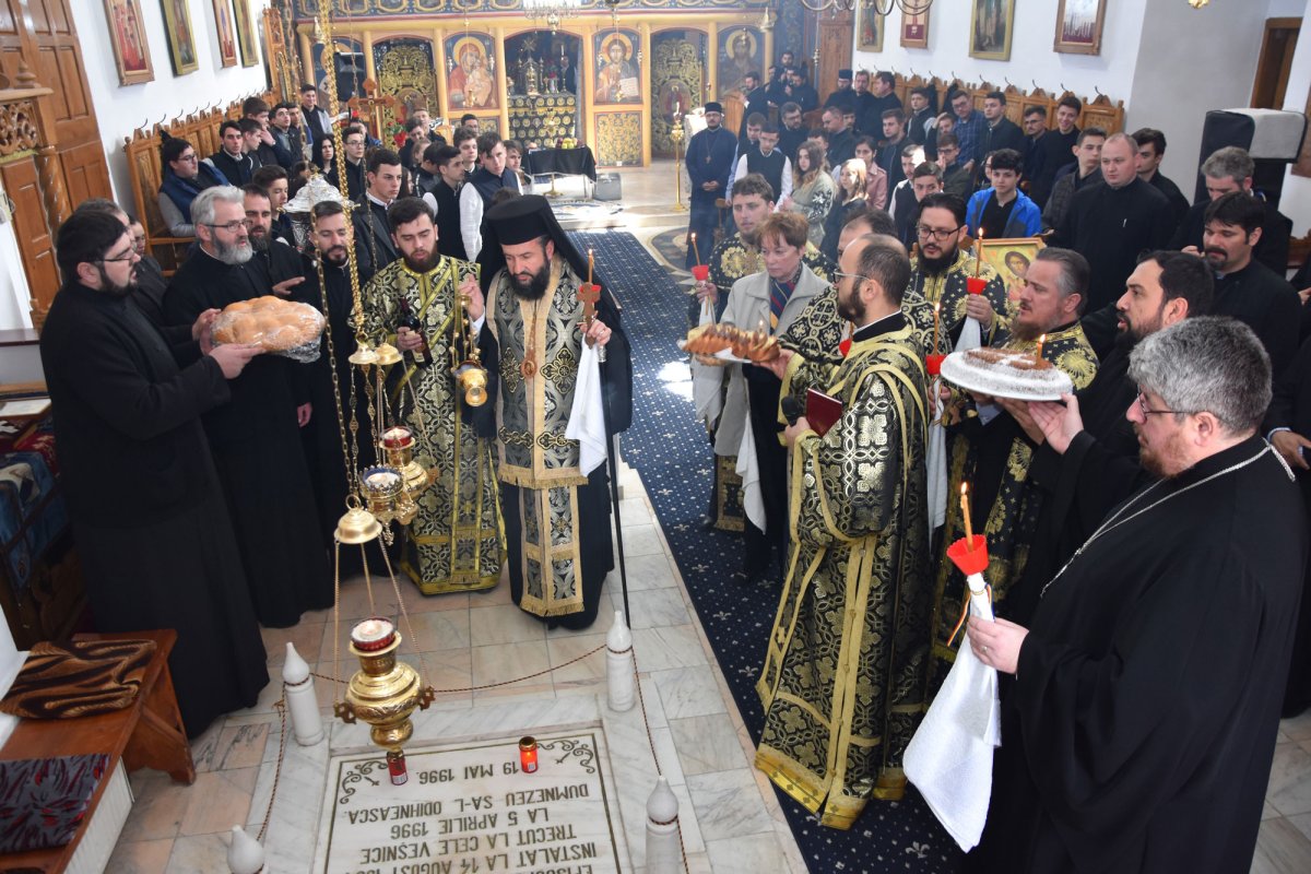 Episcopul Emilian Birdaș, pomenit la 23 de ani de la trecerea la cele veșnice 112999