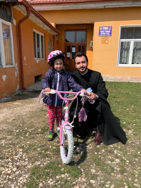 O nouă campanie filantropică, la Biserica „Sfinții Trei Ierarhi” din Brașov 113023