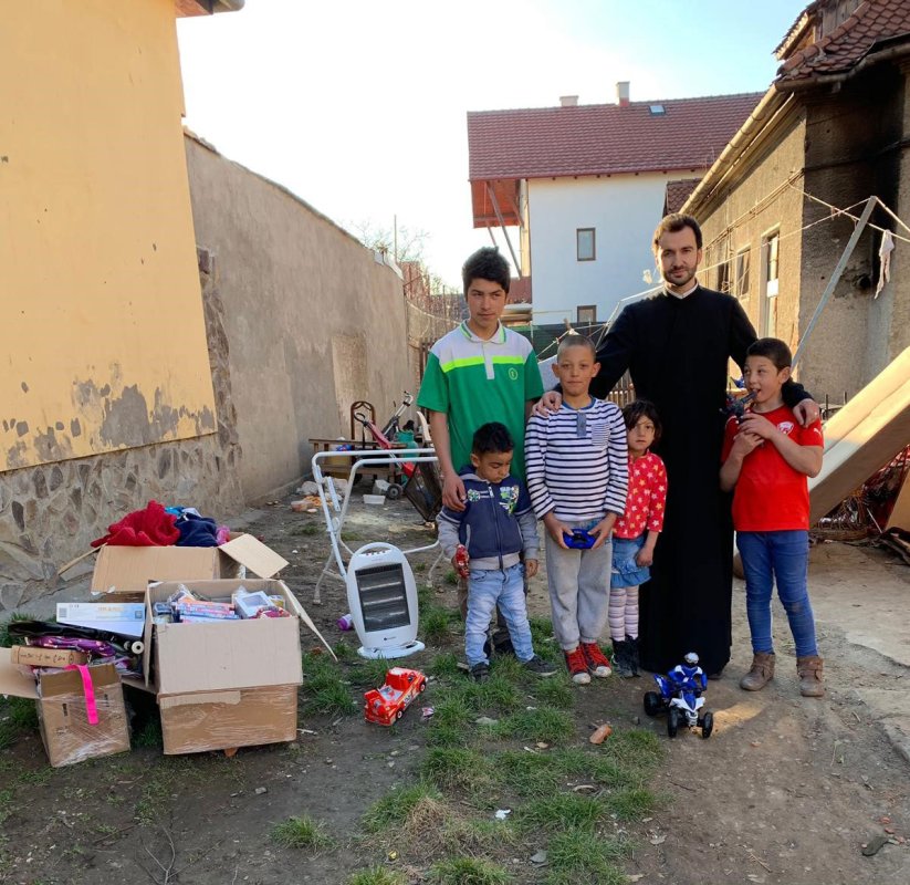 O nouă campanie filantropică, la Biserica „Sfinții Trei Ierarhi” din Brașov 113024