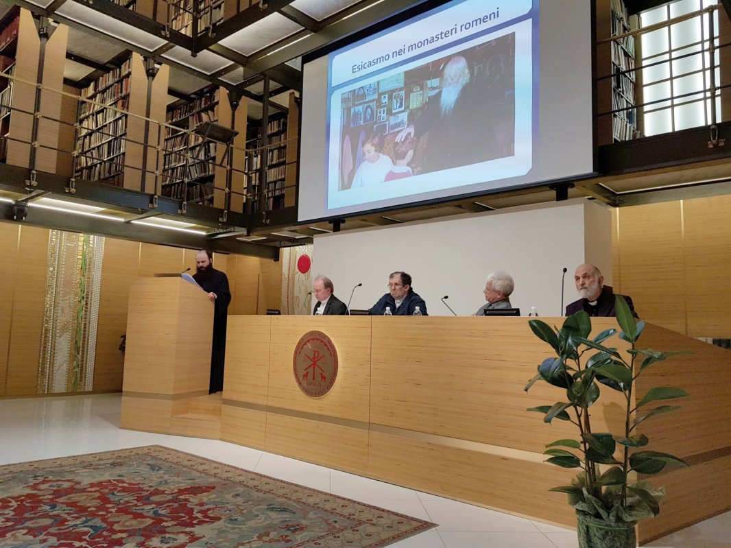 Părintele consilier Hrisostom Rădăşanu şi-a susţinut doctoratul la Institutul Pontifical Oriental din Roma 112889