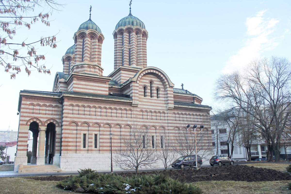 Program liturgic pentru studenţii teologi craioveni 112945