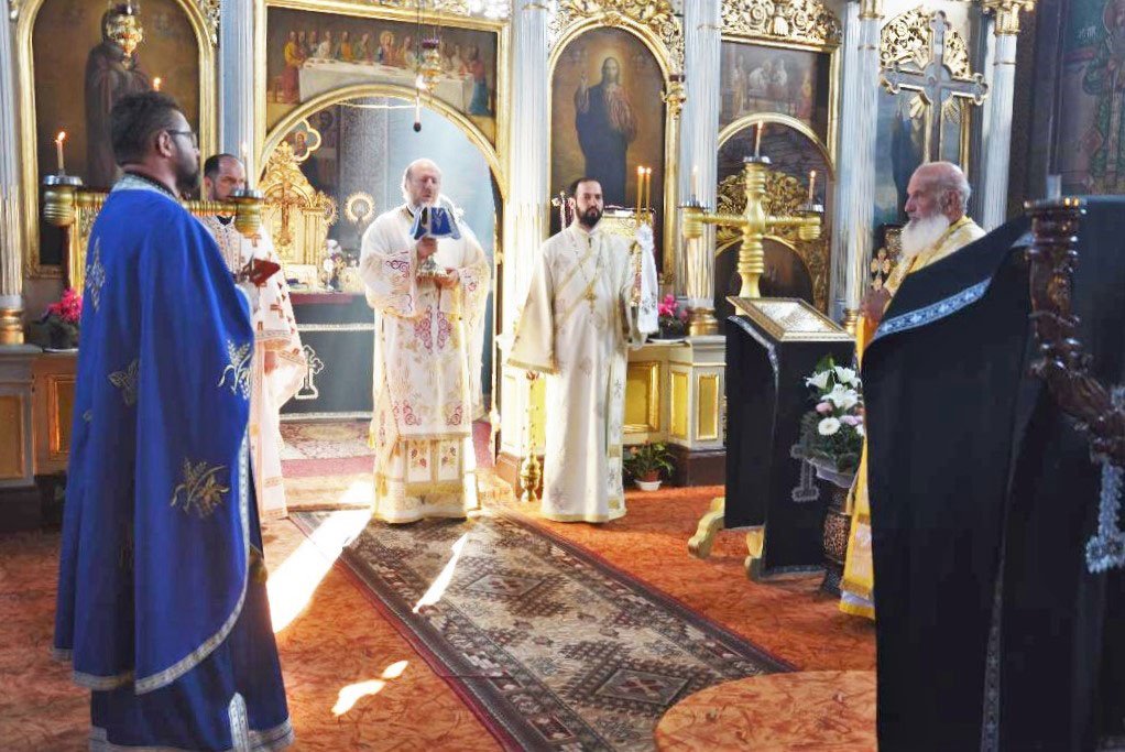 Slujiri arhierești în Duminica a patra din Postul Sfintelor Paști 112933