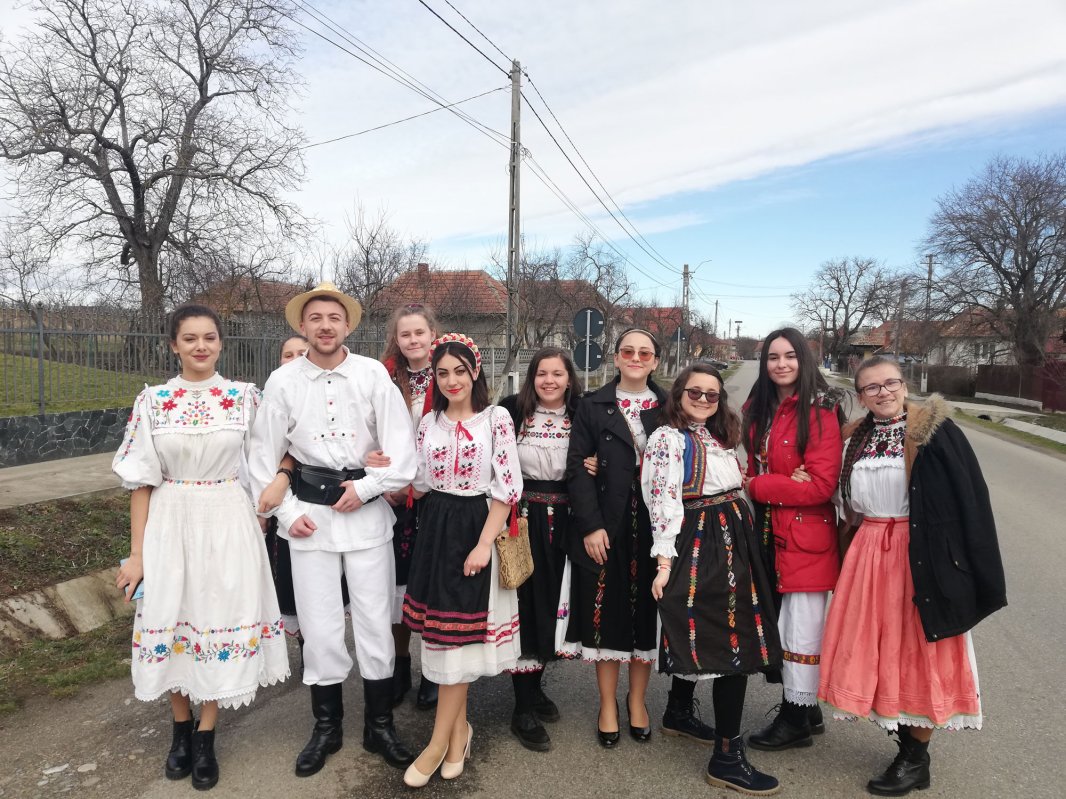 Spectacol de teatru popular în Parohia Măeriște 112919