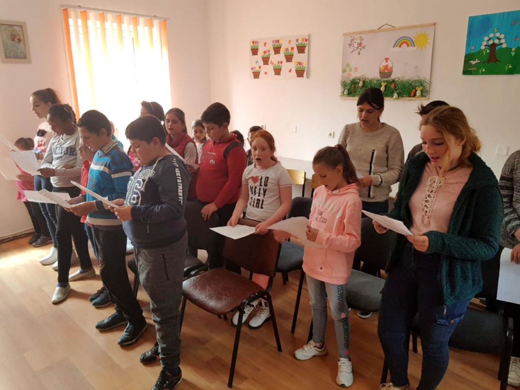 Vizită pastorală la Aşezământul social din Zlatna, județul Alba 112855