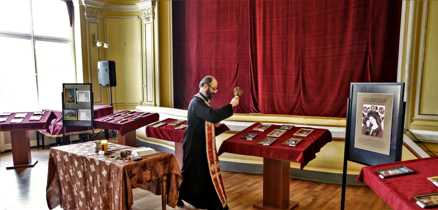 Expoziție de icoane pictate de elevii din Sibiu 112780