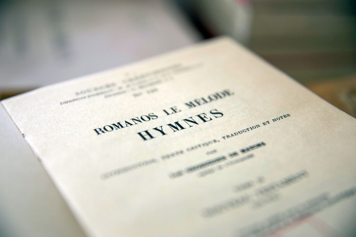 „Imnul care exprimă dogma Bisericii prin intermediul poeziei” 112727