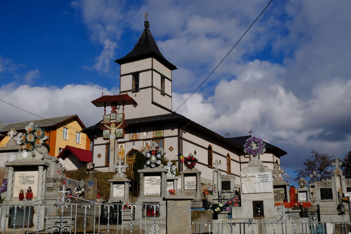 Prezentul activ și creativ al Bisericii, la Barcani 112760