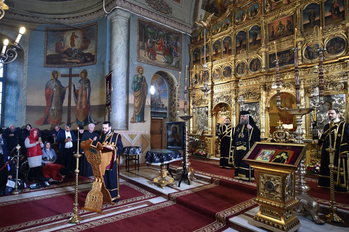 Fidelitate în cinstire față de Sfântul Calinic de la Cernica 112683