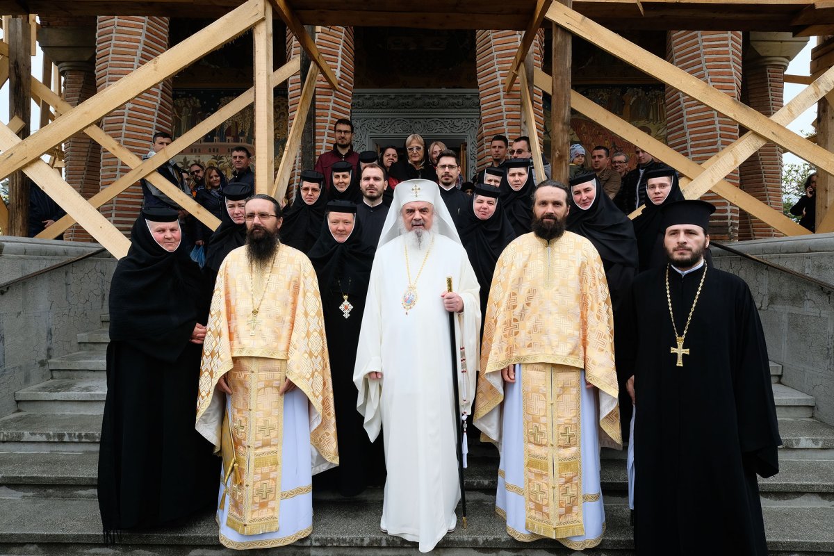 Patriarhul României la Mănăstirea Samurcășești 112538