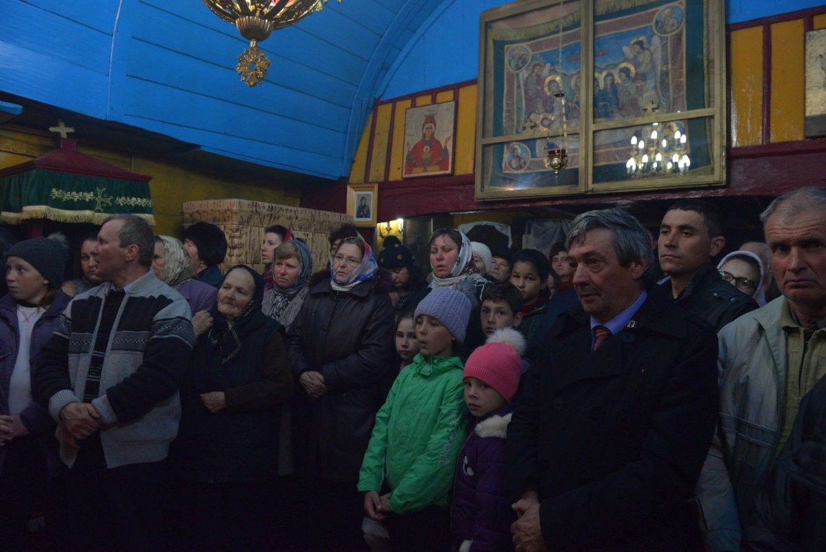 „Să recunoaştem că suntem oameni păcătoşi; acesta este primul pas către Dumnezeu” 112527