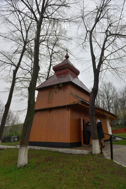 „Să recunoaştem că suntem oameni păcătoşi; acesta este primul pas către Dumnezeu” 112528