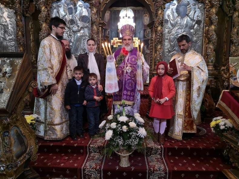 Sfântul Ierarh Pahomie, serbat în judeţul Neamţ 112453