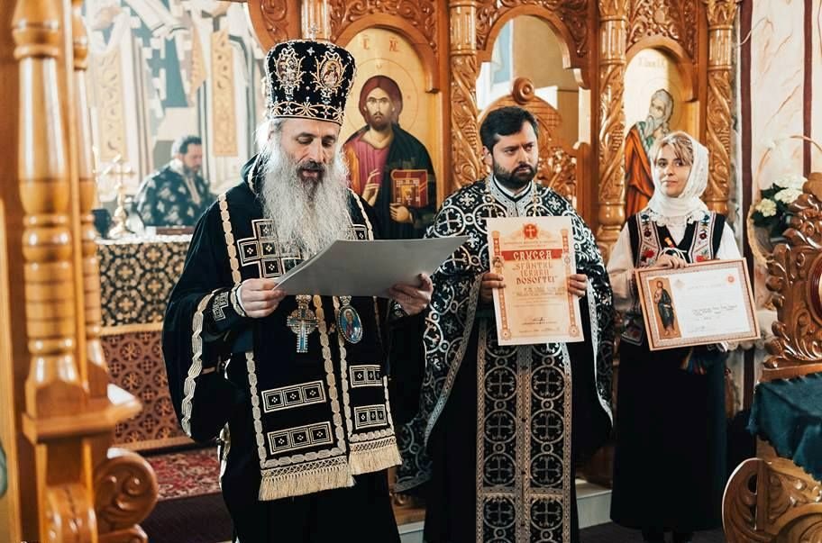 Casa socială, oficiul parohial şi capela mortuară de la Chintinici au fost sfinţite 112375