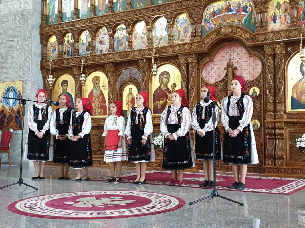 Festivalul de pricesne „La umbra Crucii Tale” în Protopopiatul Marghita 112431