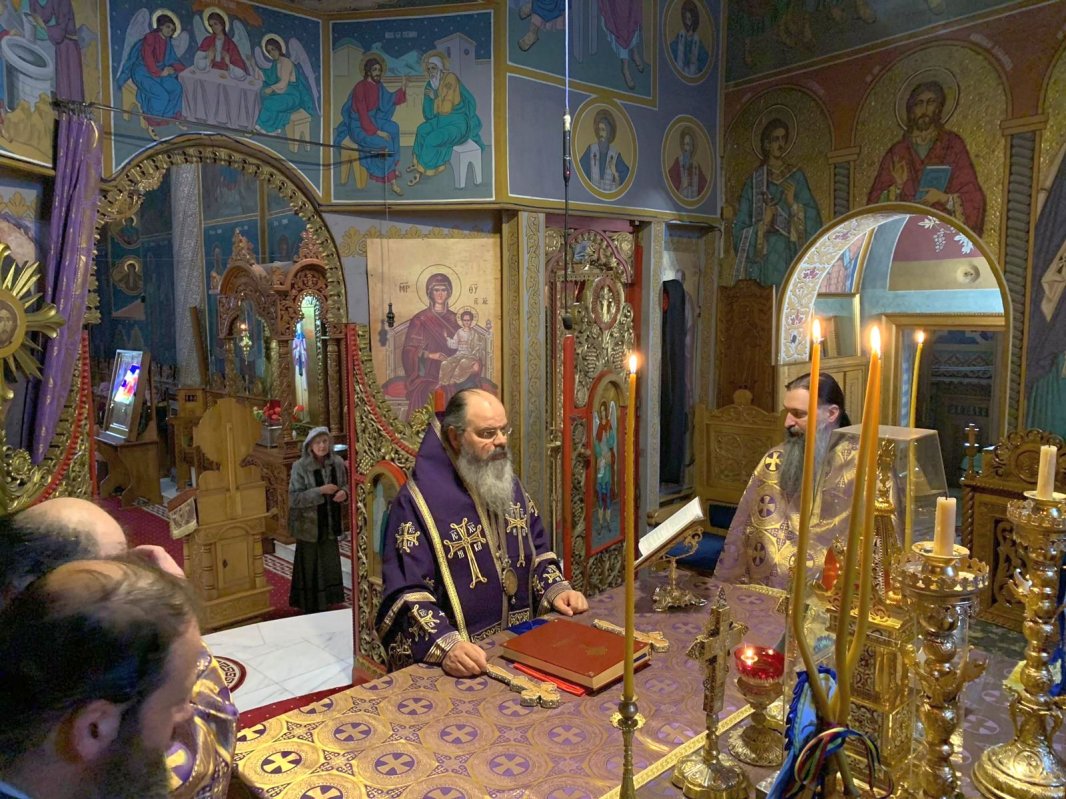 PS Ignatie: „Ajutându-i pe cei sărmani, ne ajutăm pe noi înşineˮ 112287