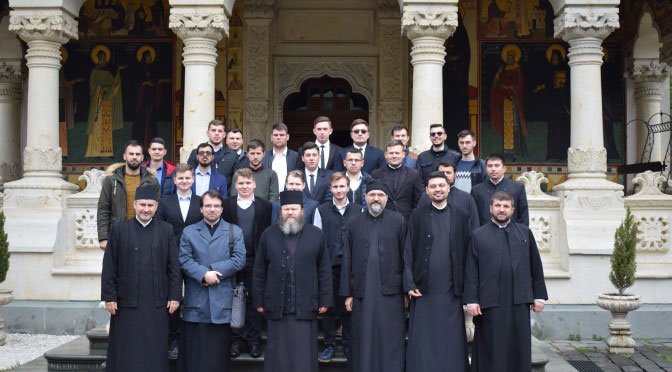 Studenți arădeni la Simpozionului Național Studențesc, Gorj 112336