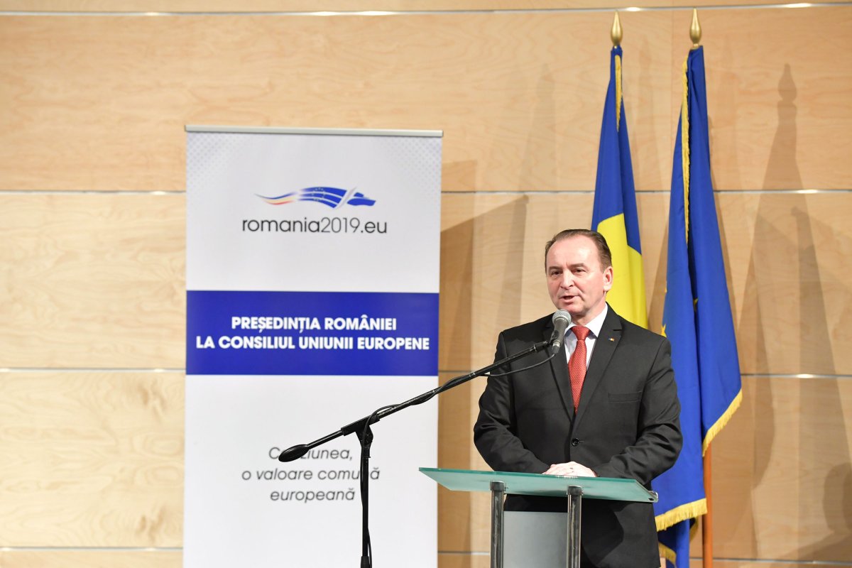 Tezaure umane în păstrarea tradițiilor culturale 112225