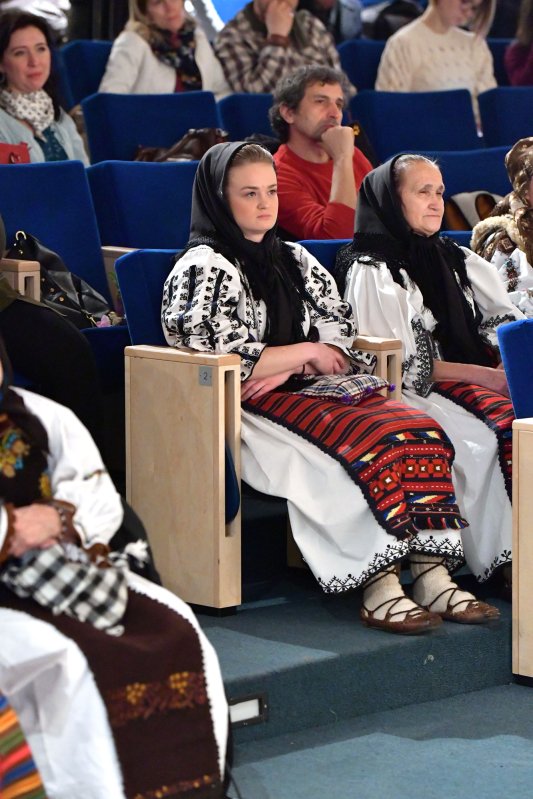 Tezaure umane în păstrarea tradițiilor culturale 112227