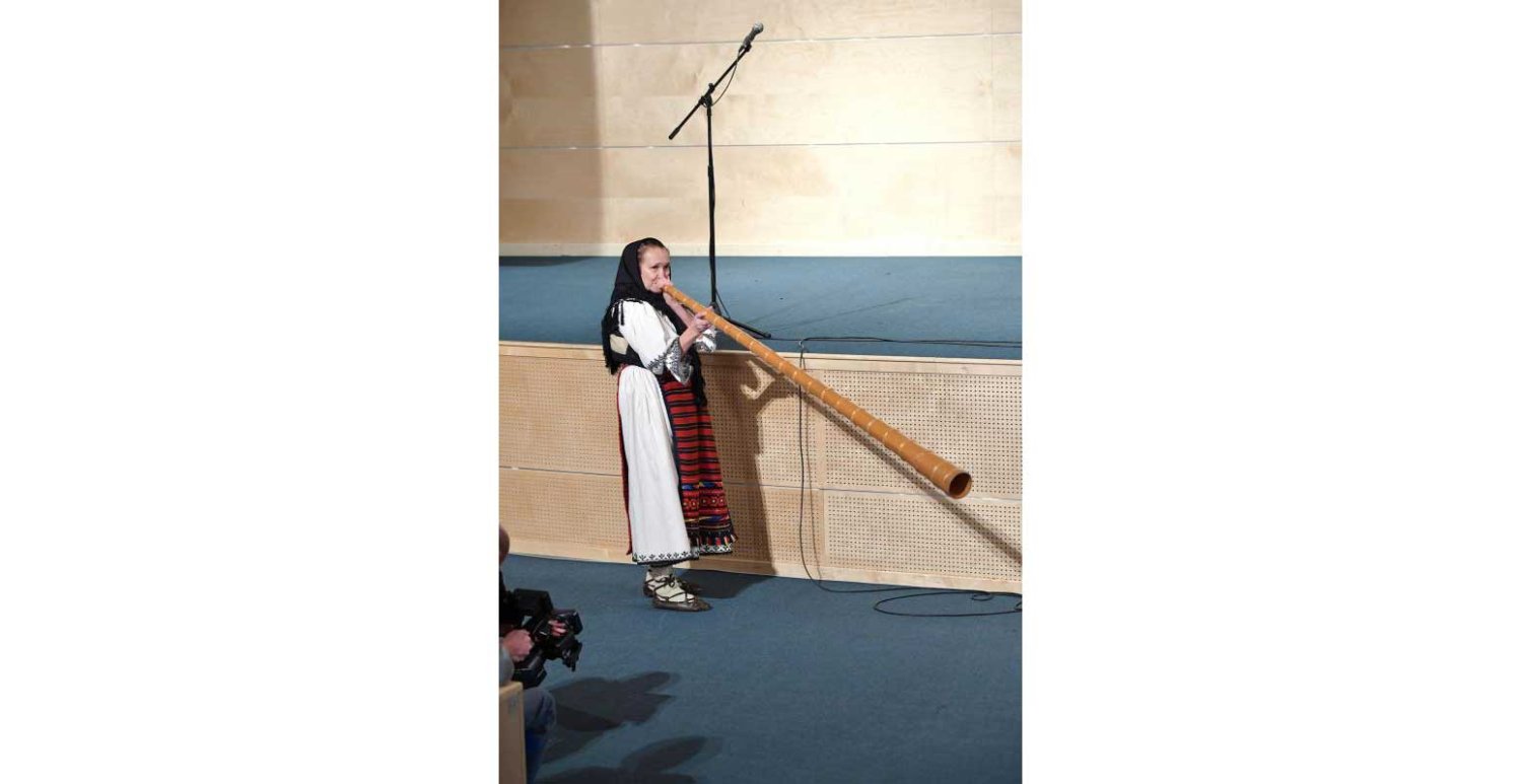 Tezaure umane în păstrarea tradițiilor culturale 123014