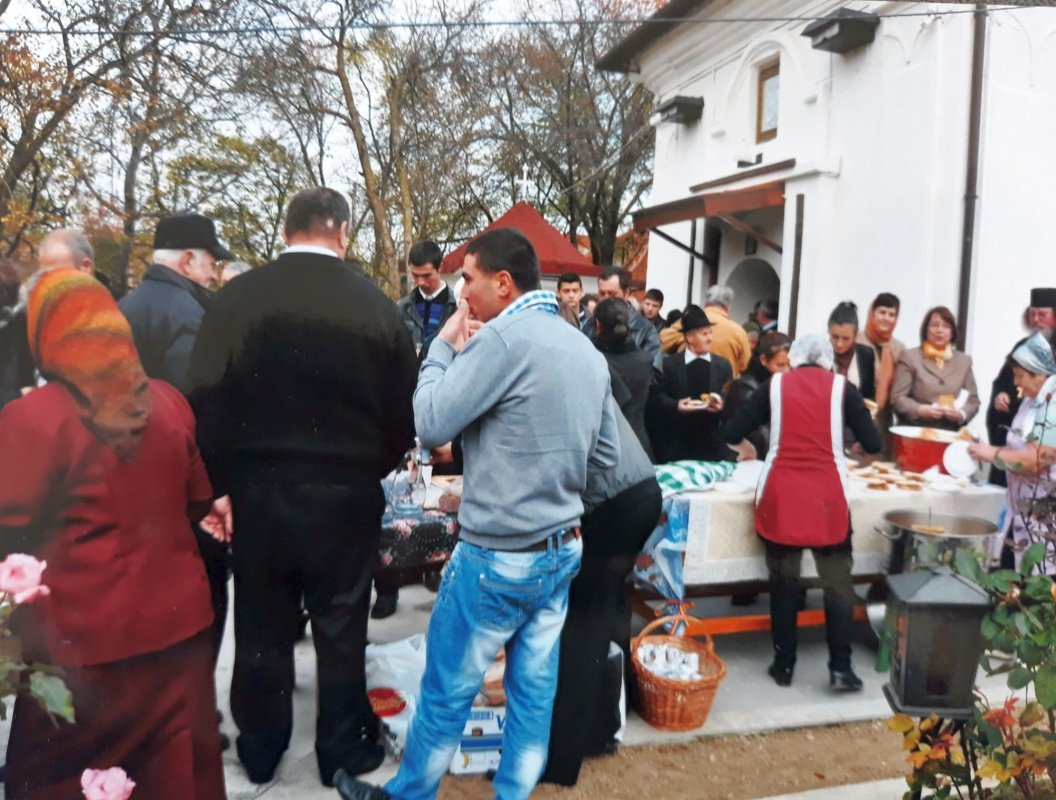 Continua „împământenire” a Parohiei Valea Mare 112362