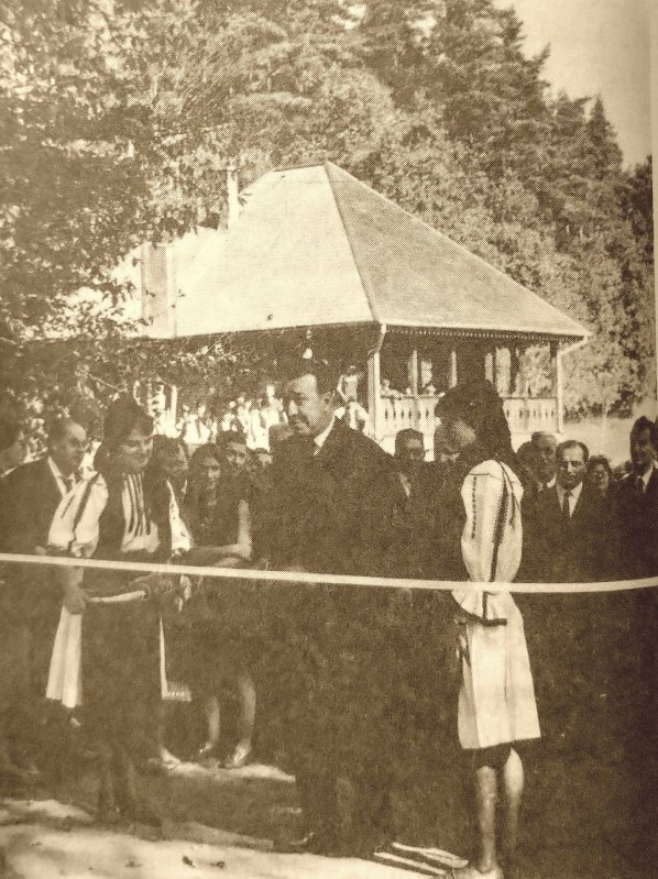 Cornel Irimie, exeget al artei populare și al satului românesc 112371