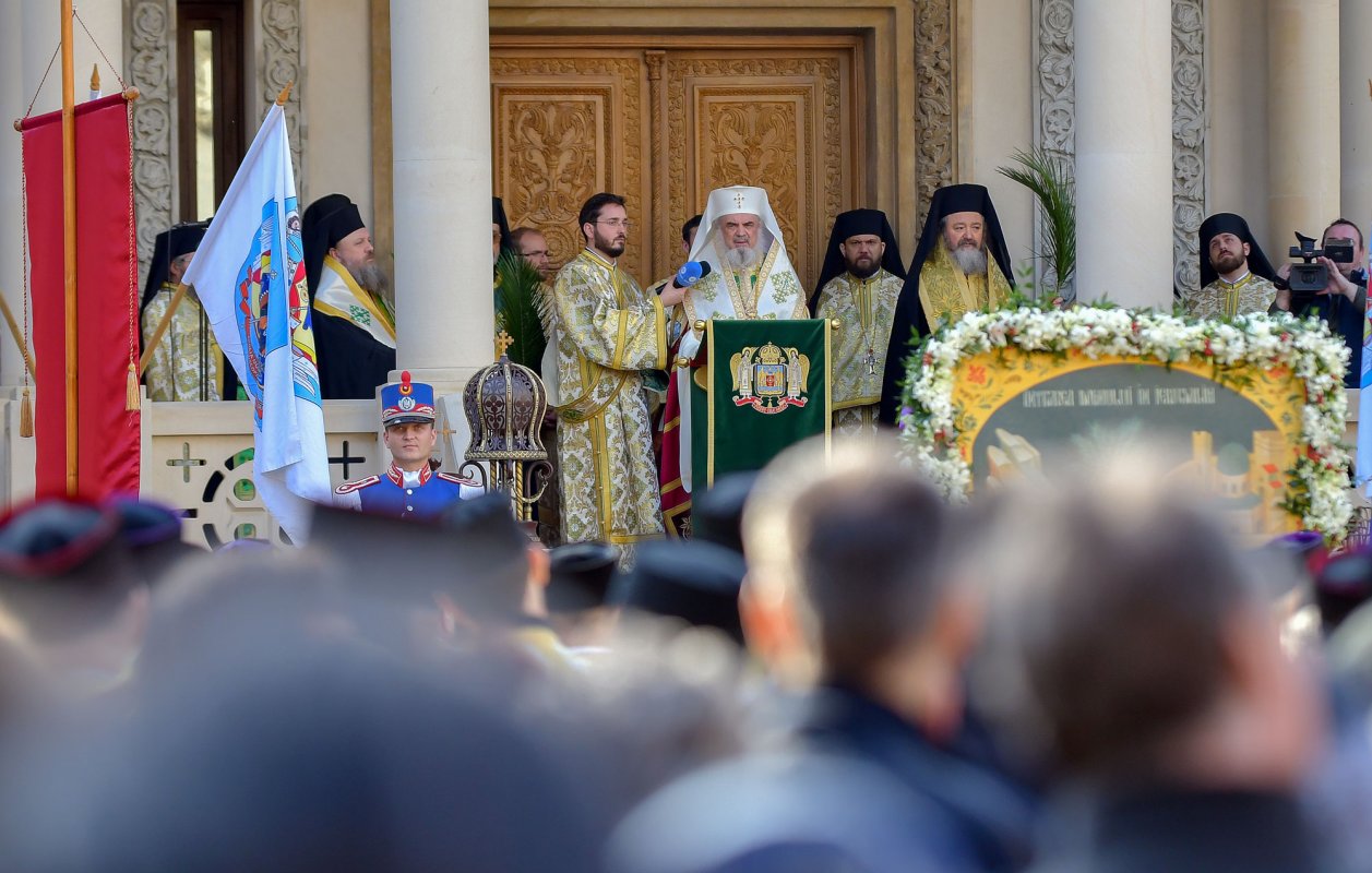 Procesiune cu ramuri de finic și salcie în Capitală 112066
