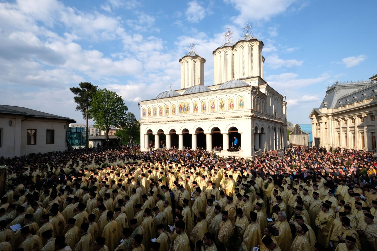 Procesiune cu ramuri de finic și salcie în Capitală 112070