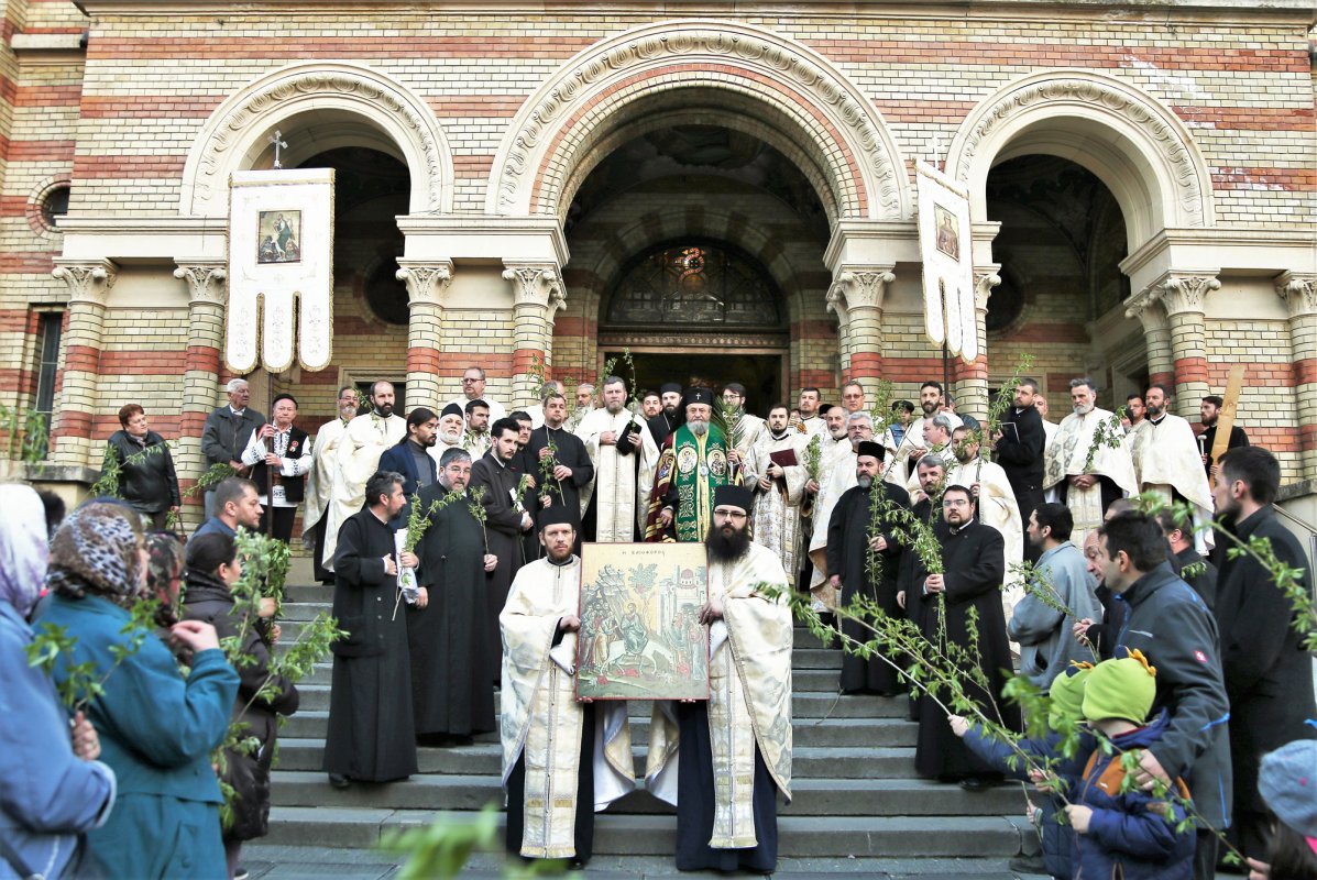Procesiuni în Sâmbăta Floriilor 112102