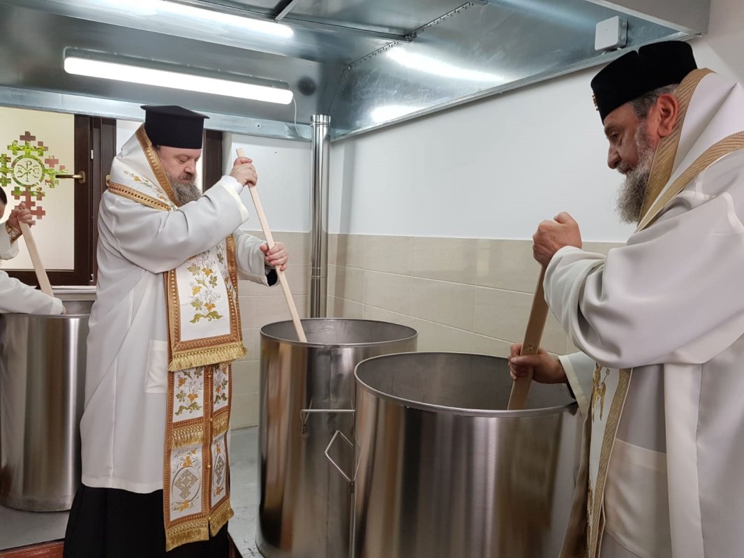 A doua zi de pregătire a Marelui Mir 111835