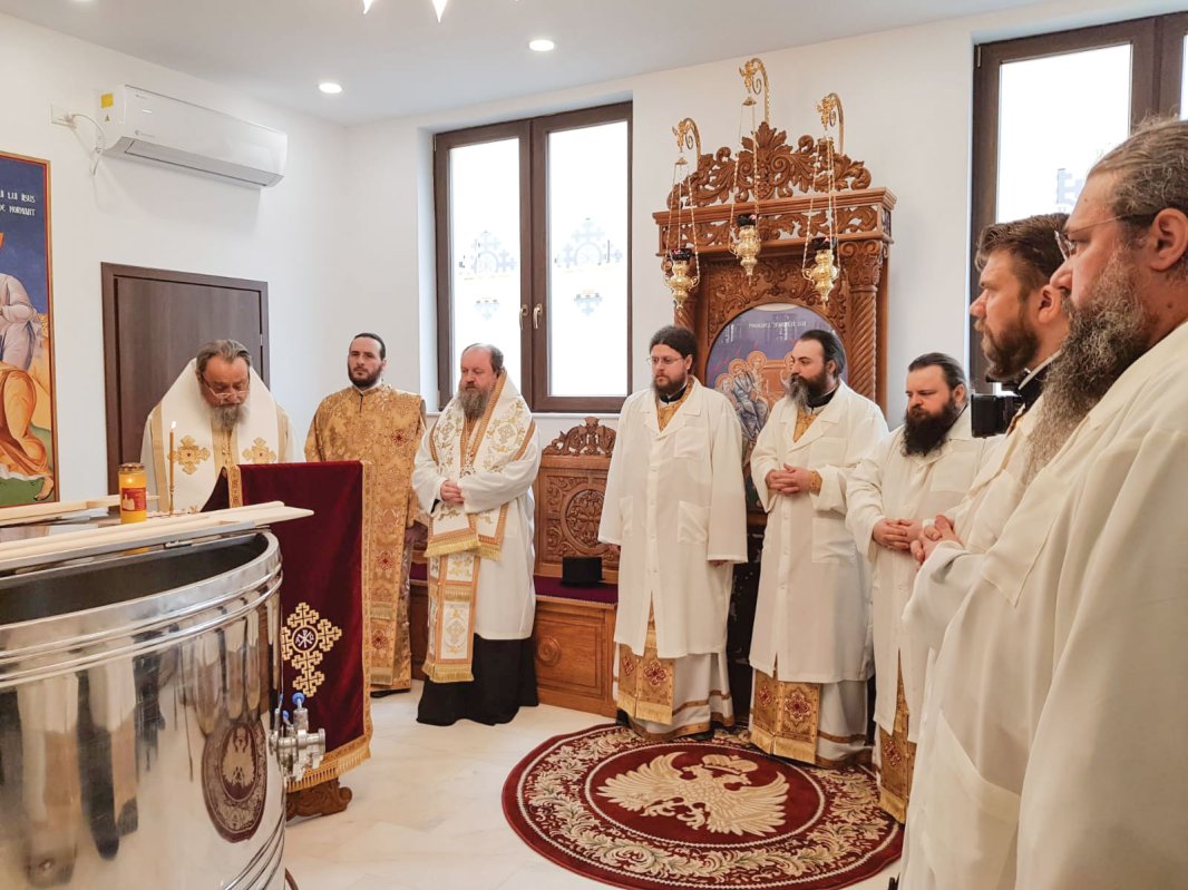 A doua zi de pregătire a Marelui Mir 111837