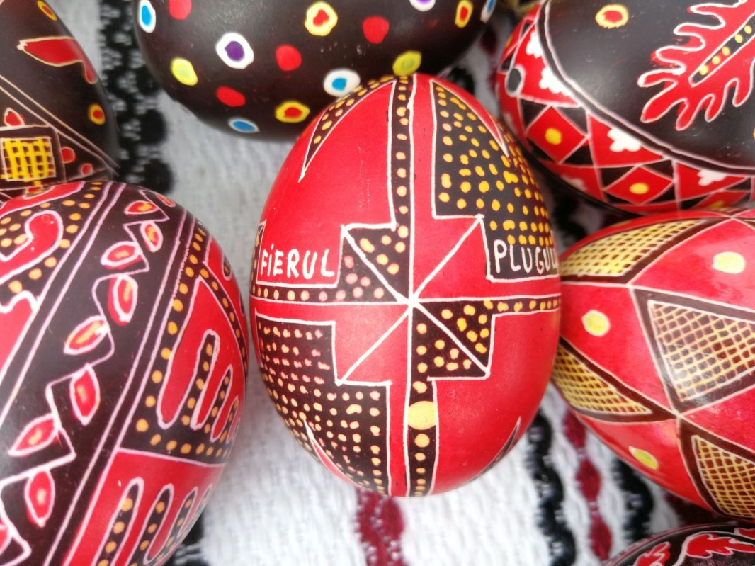 Ouăle încondeiate, mesageri ai Învierii 111920